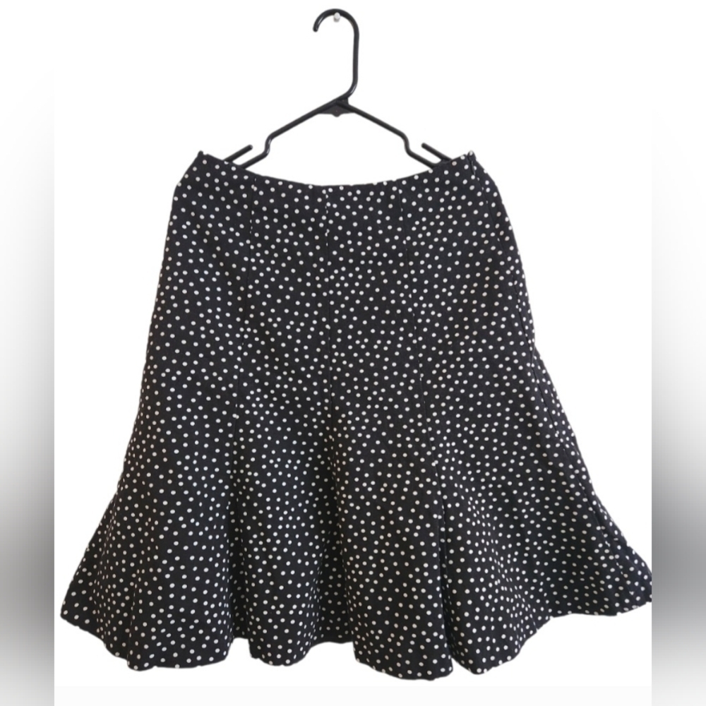 Jones New York Polka Dot Midi Skirt. Size 6.